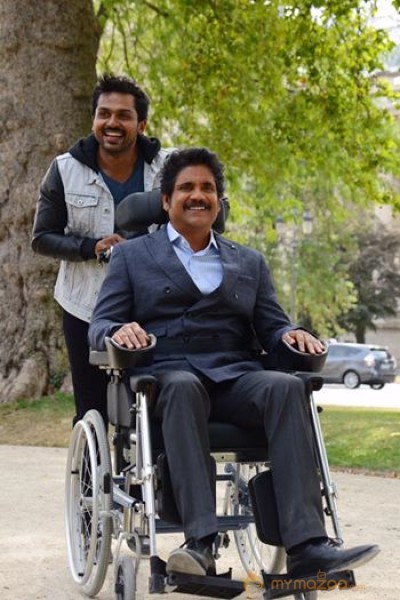 Nagarjuna Karthi starrer Oopiri new hd photos