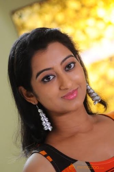 Nitya with Satya Telugu Movie Stills