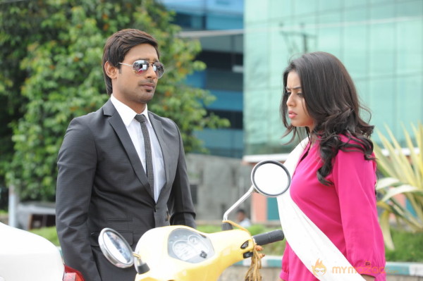 Nuvvala Nenila Movie New Stills 