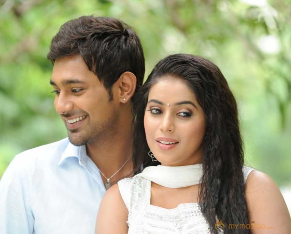 Nuvvala Nenila Movie New Stills 