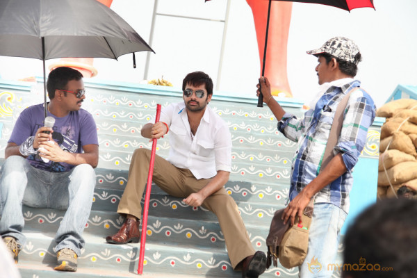 Ongole Gitta Movie Working Stills 