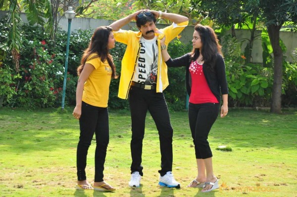 Pambalakadi Jamba Telugu Movie Stills