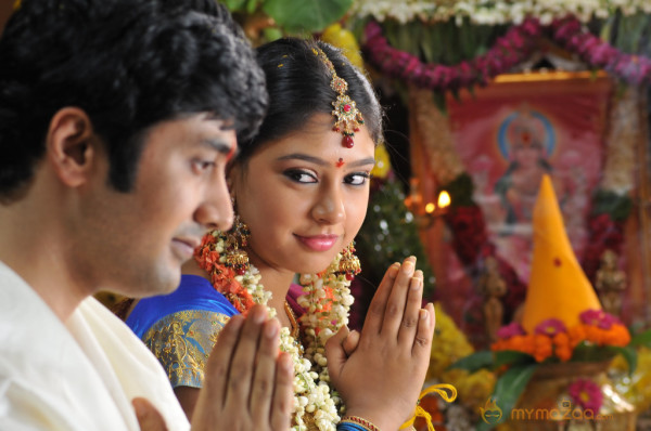 Pelli Pusthakam Movie Stills 