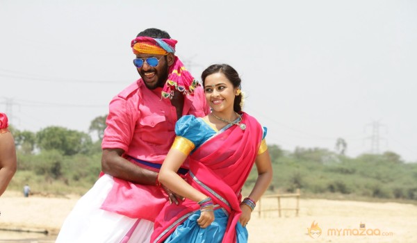 Rayudu Movie Hd Wallpapers