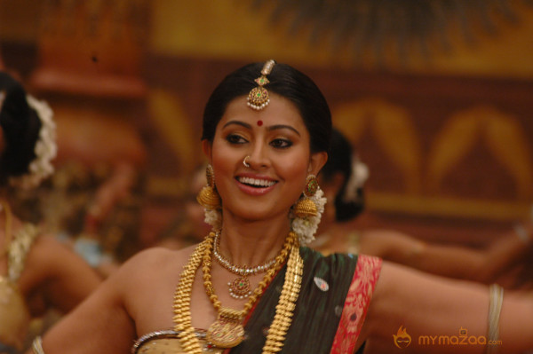 Sneha Stills in Rajakota Rahasyam Movie Stills 