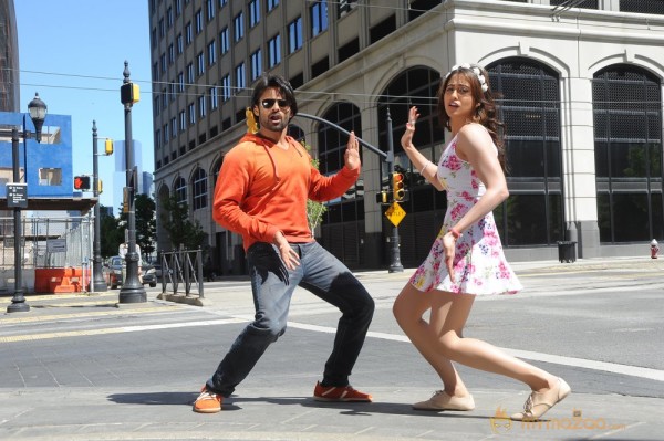 Subramanyam for sale movie guvva Gorinka song stills