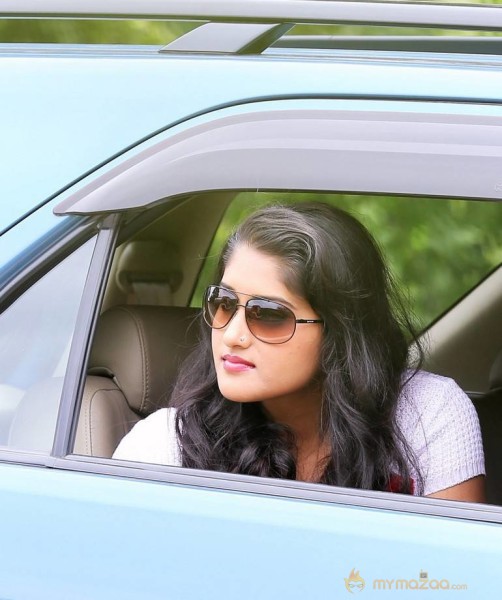 Swapna Menon in 9 to 10 Onbathilirundhu Pathuvarai Movie 