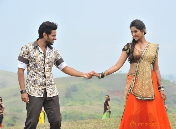 Telugu Movie Right Right latest stills