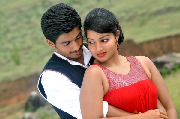 Vandanam Movie Photo Stills