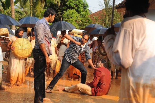 Varun Tej Kanche Telugu Movie Working Stills