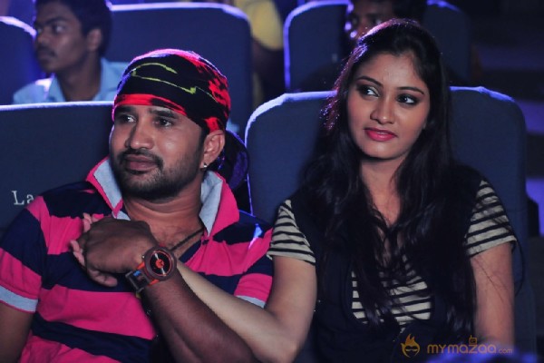 Veelaithey Premiddam movie stills