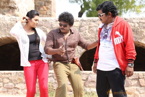 Vinodam 100 Percent Movie Latest Stills