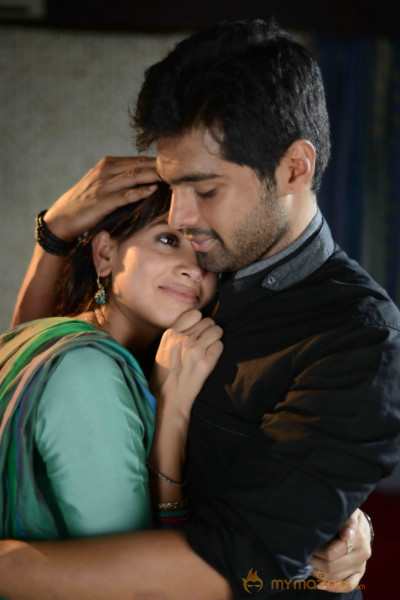 Weekend Love Movie Stills 