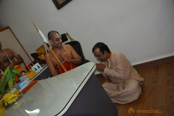 Brahmanandam Visited JIVA Campus