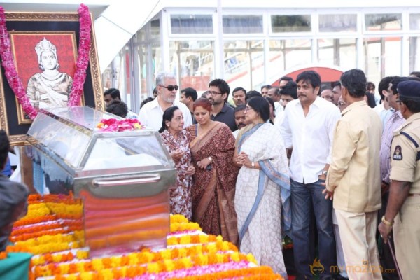 Celebrities pay homage to ANR Photos - 1 