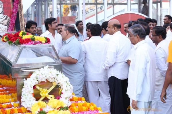 Celebrities pay homage to ANR Photos - 1 