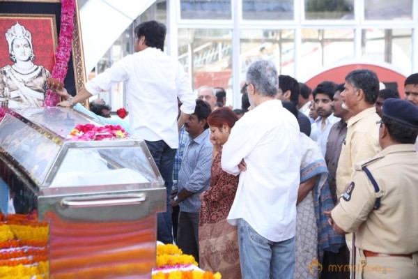 Celebrities pay homage to ANR Photos - 2 