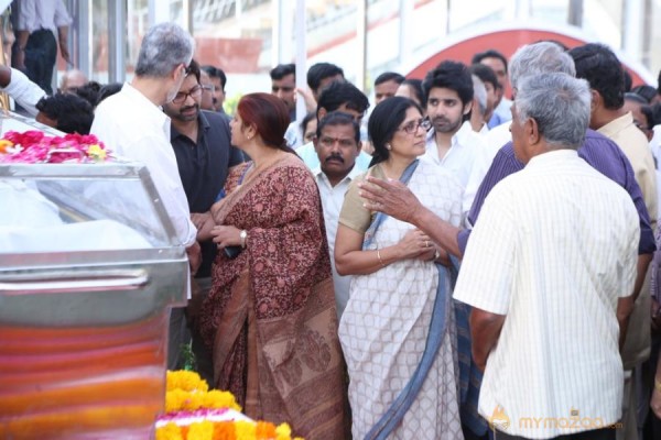 Celebrities pay homage to ANR Photos - 2 