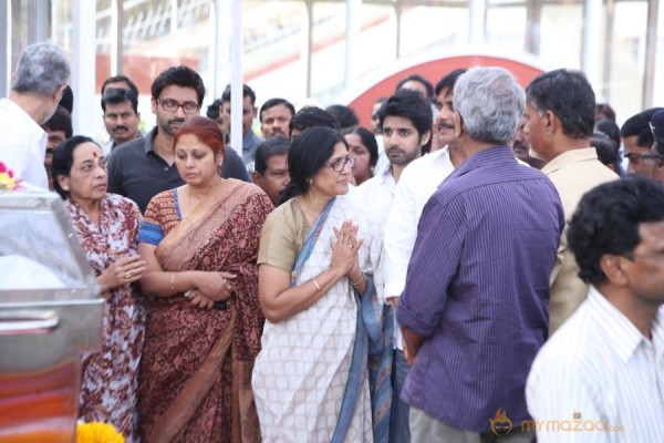 Celebrities pay homage to ANR Photos - 2 