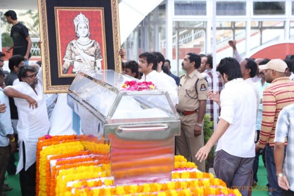 Celebrities pay homage to ANR Photos - 2 