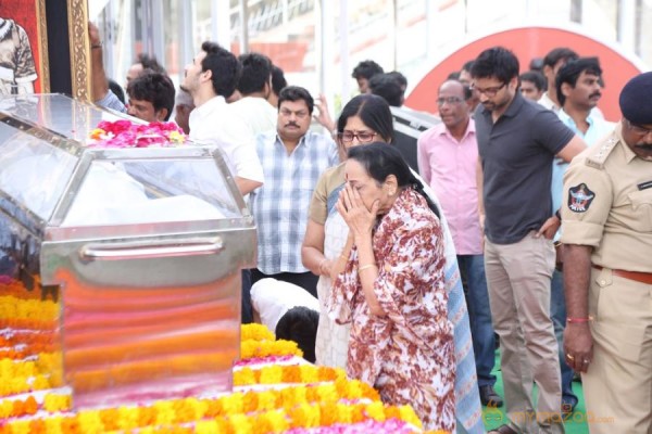 Celebrities pay homage to ANR Photos - 2 