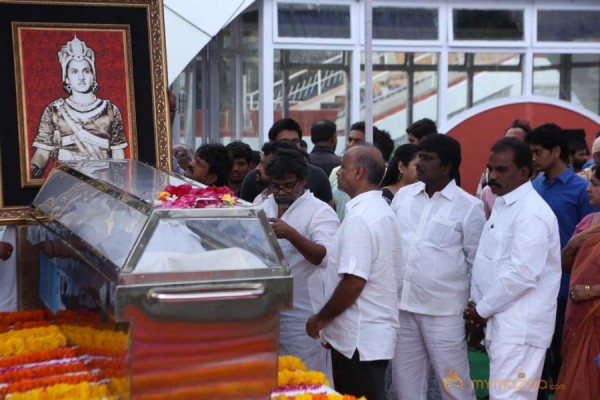 Celebrities pay homage to ANR Photos - 2 