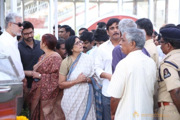 Celebrities pay homage to ANR Photos - 2 