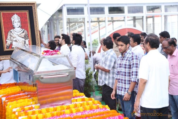 Celebrities pay homage to ANR Photos - 2 