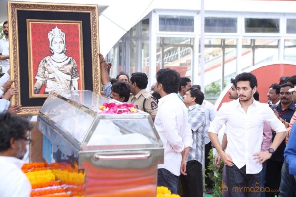 Celebrities pay homage to ANR Photos - 2 