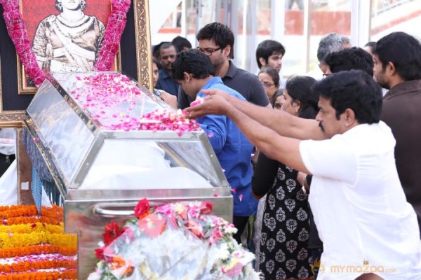 Celebrities pay homage to ANR Photos - 3 