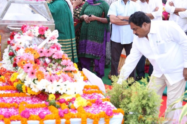 Celebrities pay homage to ANR Photos - 3 