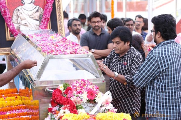 Celebrities pay homage to ANR Photos - 3 