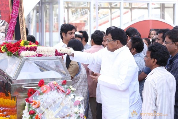 Celebrities pay homage to ANR Photos - 3 