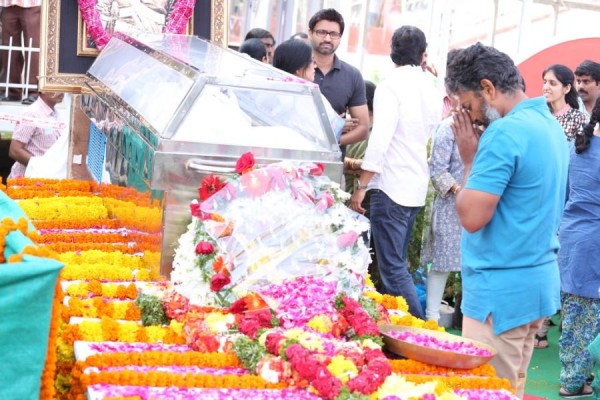 Celebrities pay homage to ANR Photos - 3 