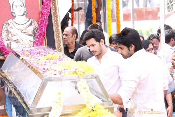 Celebrities pay homage to ANR Photos - 4 