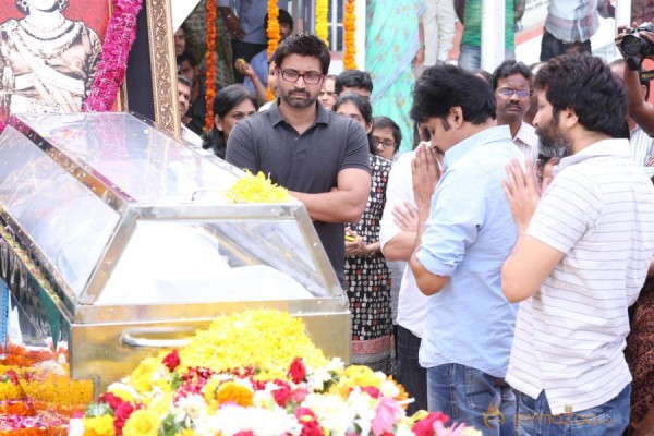 Celebrities pay homage to ANR Photos - 4 