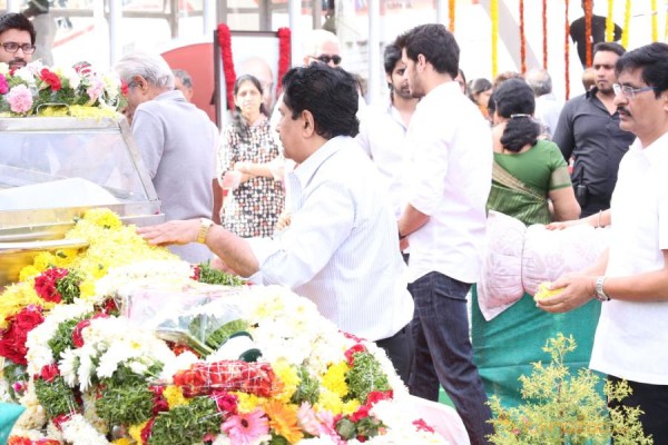 Celebrities pay homage to ANR Photos - 4 