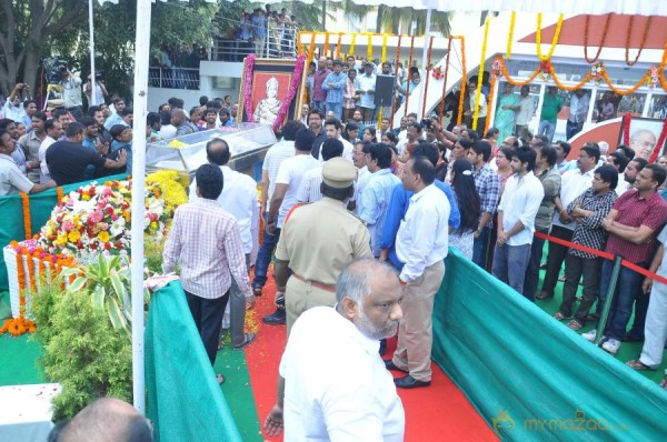 Celebrities pay homage to ANR Photos - 4 