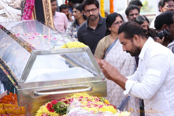 Celebrities pay homage to ANR Photos - 4 