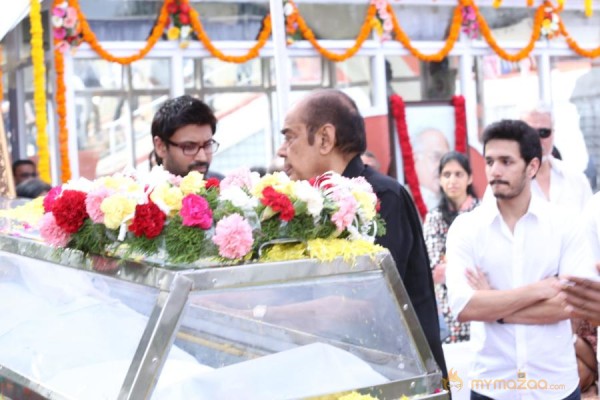 Celebrities pay homage to ANR Photos - 4 