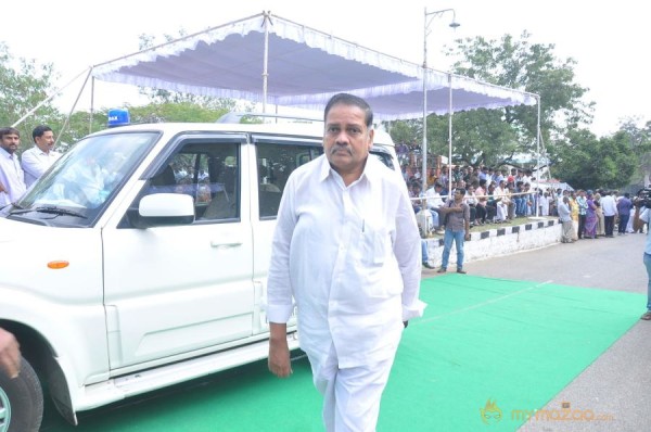 Celebrities pay homage to ANR Photos - 4 