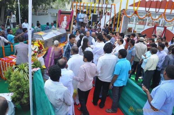 Celebrities pay homage to ANR Photos - 4 