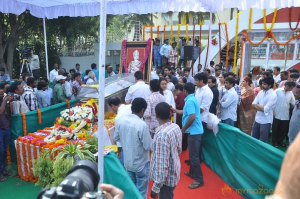 Celebrities pay homage to ANR Photos - 4 