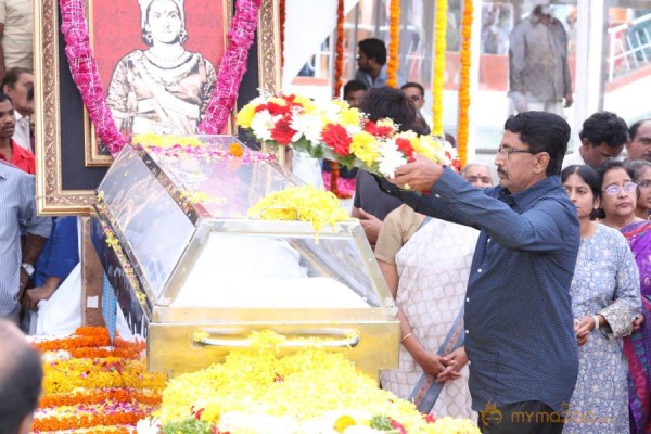 Celebrities pay homage to ANR Photos - 5 