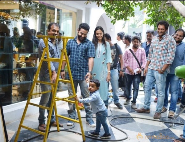 Jr NTR Son Abhay at Janatha Garage Sets