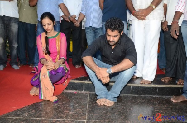 Nandamuri Family at NTR Ghat 