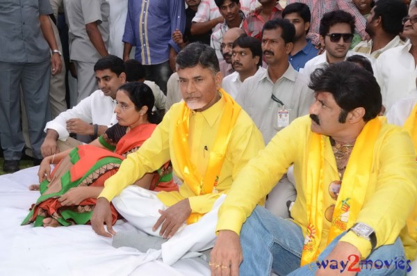 Nandamuri Family at NTR Ghat 