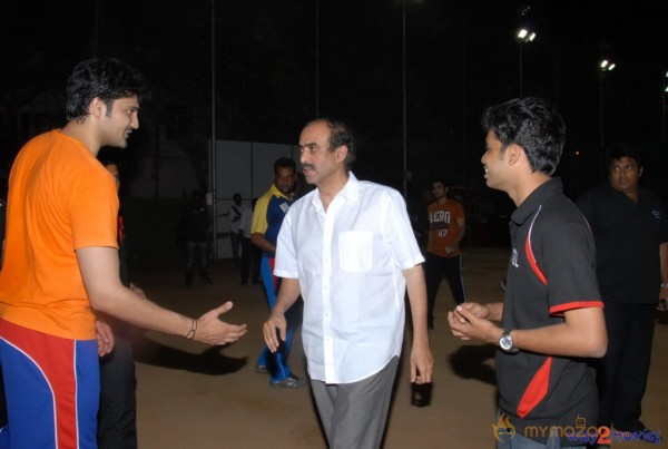 Telugu Warriors Team Practice Photos Gallery 