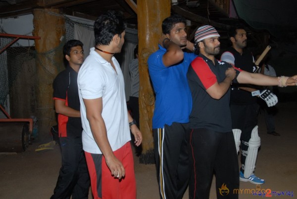 Telugu Warriors Team Practice Photos Gallery 