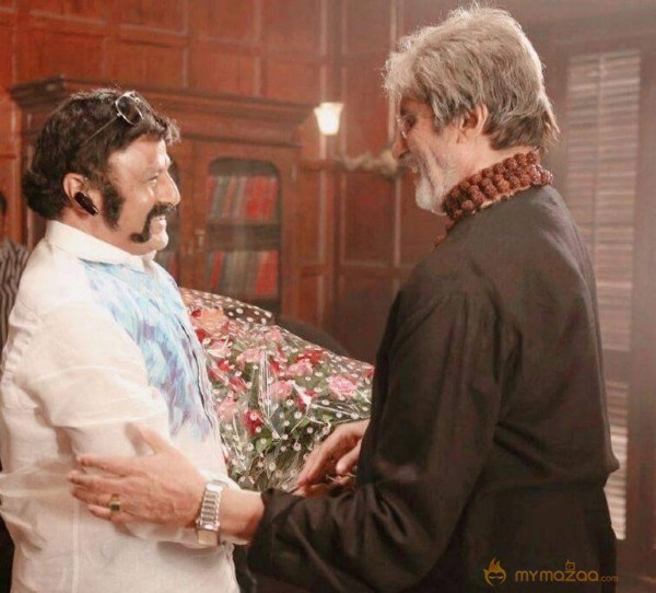 Balakrishna Meets Big B Amitabh Bachchan For Raitu